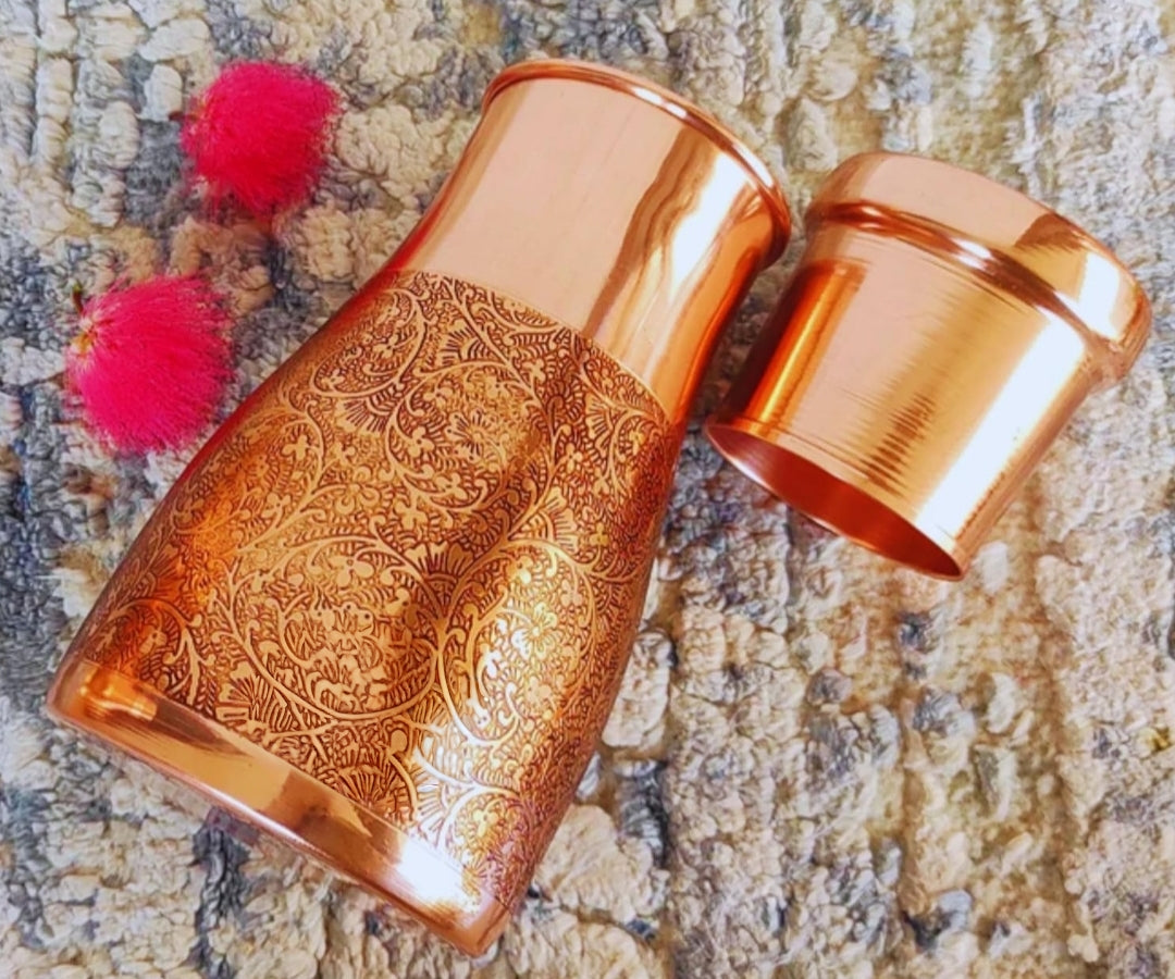 Aching copper sugar pot